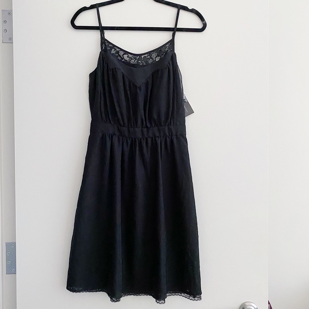 NWT | FRENCH CONNECTION BLACK LACE DRESS